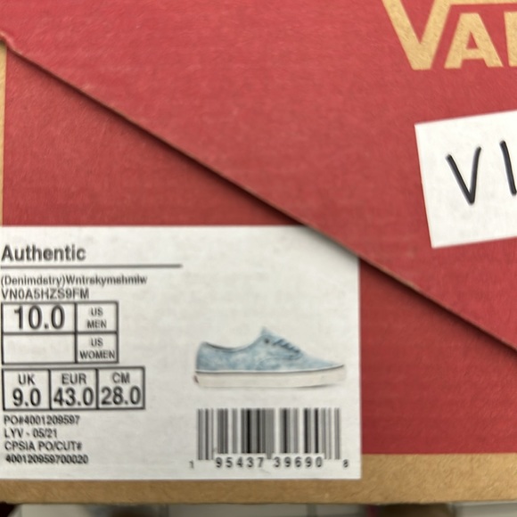 Vans authentic size 10 - Picture 7 of 7